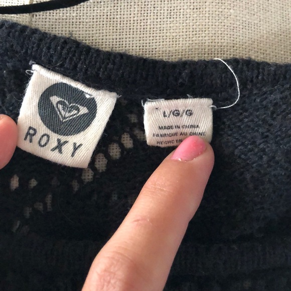 Black Roxy sweater - Picture 3 of 4